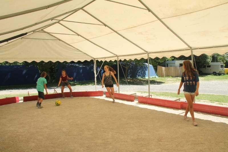 Village Camps International Summer Camp Ard&egrave;che, France 2019-07-26 https://www.villagecamps.com/journals_admin/images/925-23-17-07-2014 a (103) (800x533).jpg